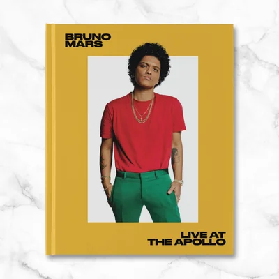 「LIVE AT THE APOLLO」ブック（ハードカバー）